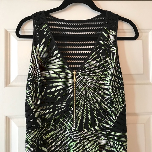 Guess Printed Dress - Picture 2 of 4